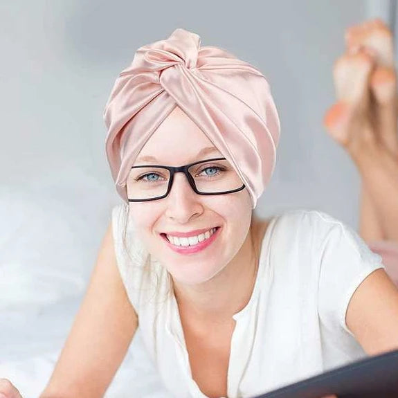 Silk Hair Bonnet – Overnight frizz-free repair